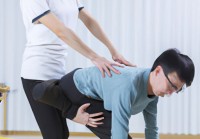 腰背肌锻炼方法（腰背肌锻炼方法 腰椎间盘突出术后）